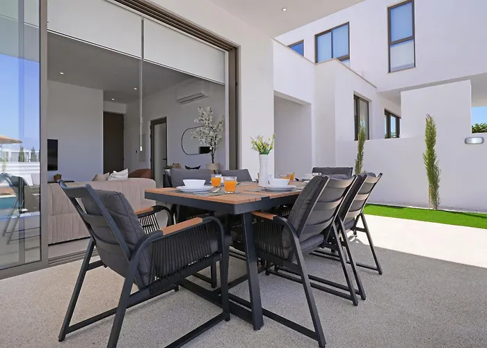 Princess Zena Luxury - Large Pool 度假居 *