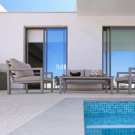 Princess Zena Luxury - Large Pool Nyaraló *